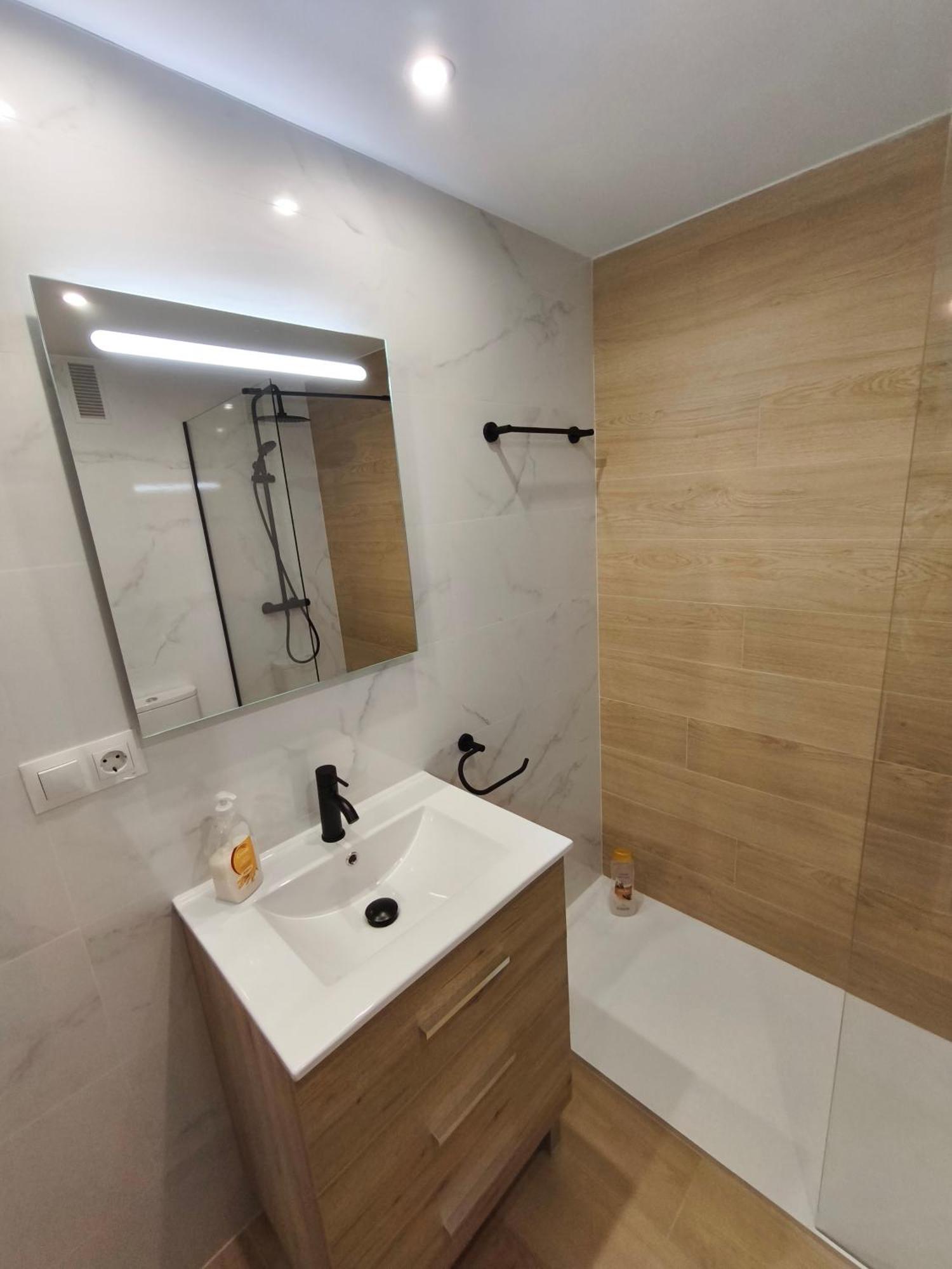 Santander, Calle Isaac Peral 6 Luaran gambar